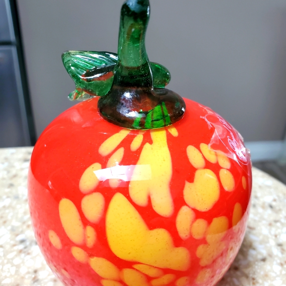 Vintage Art Glass 1998 Royal Gallery Chezh Republic Blown Glass Splash Apple